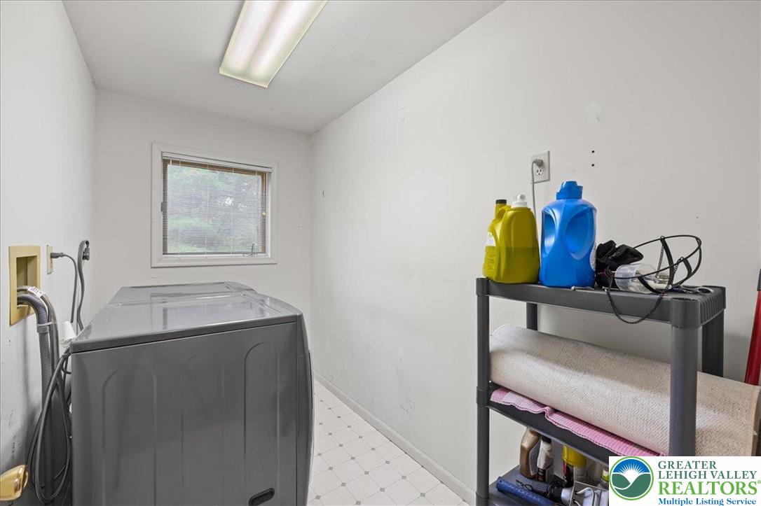 131 Stone Ridge Albrightsville, PA 18210 - Photo 39 of 51 a view of utility room