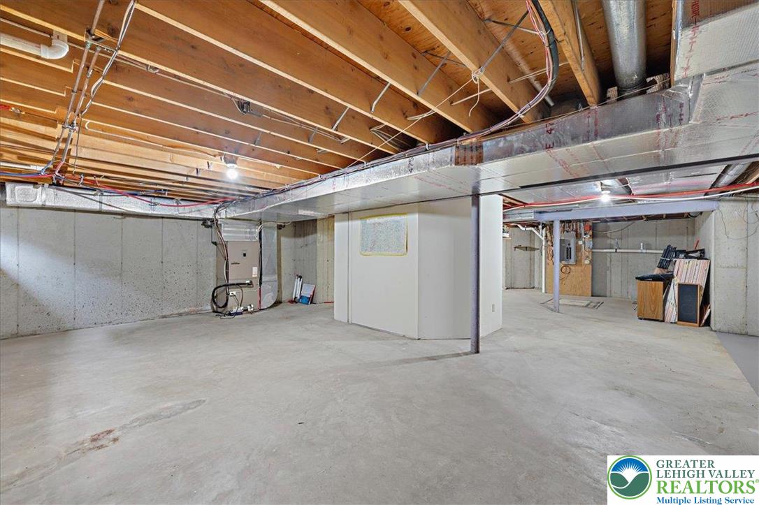 131 Stone Ridge Albrightsville, PA 18210 - Photo 41 of 51 a view of empty room with wooden floor