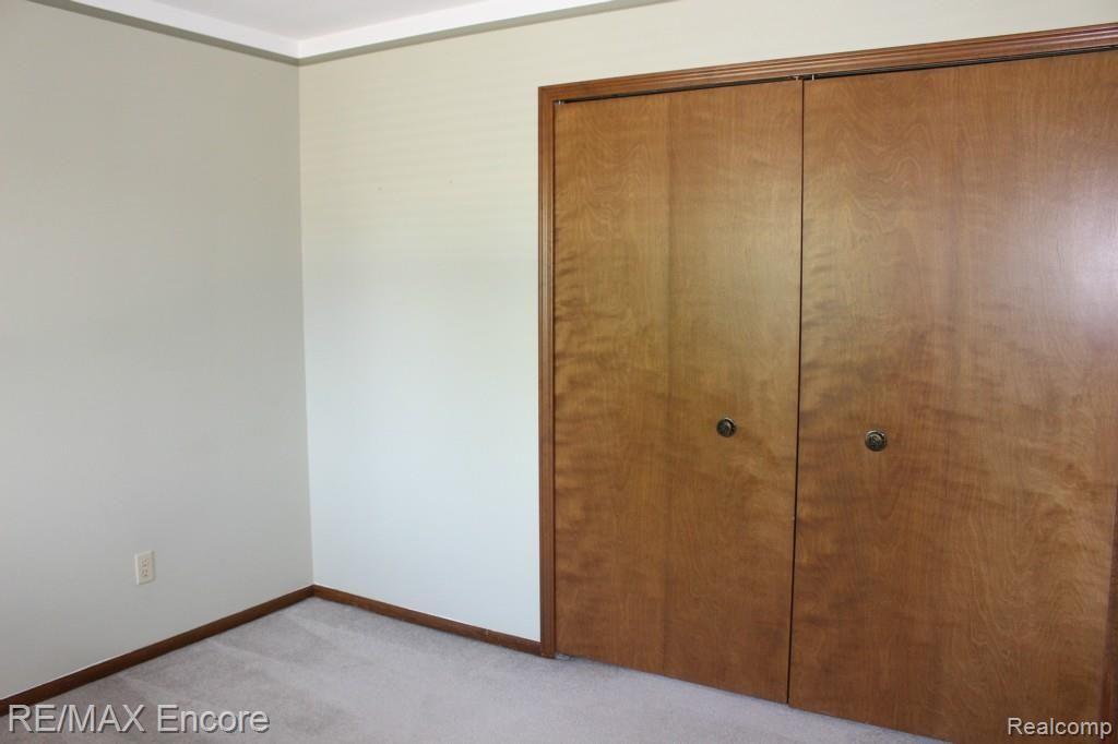 2331 Cumberland Road Rochester, MI 48307 - Photo 41 of 52 Bedroom 2a.jpg