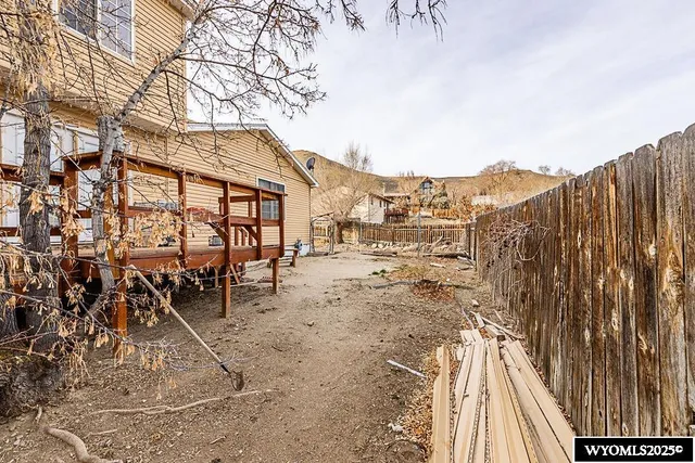 $288,000 | 2775 Hitching Post Drive, Green River, WY 82935
