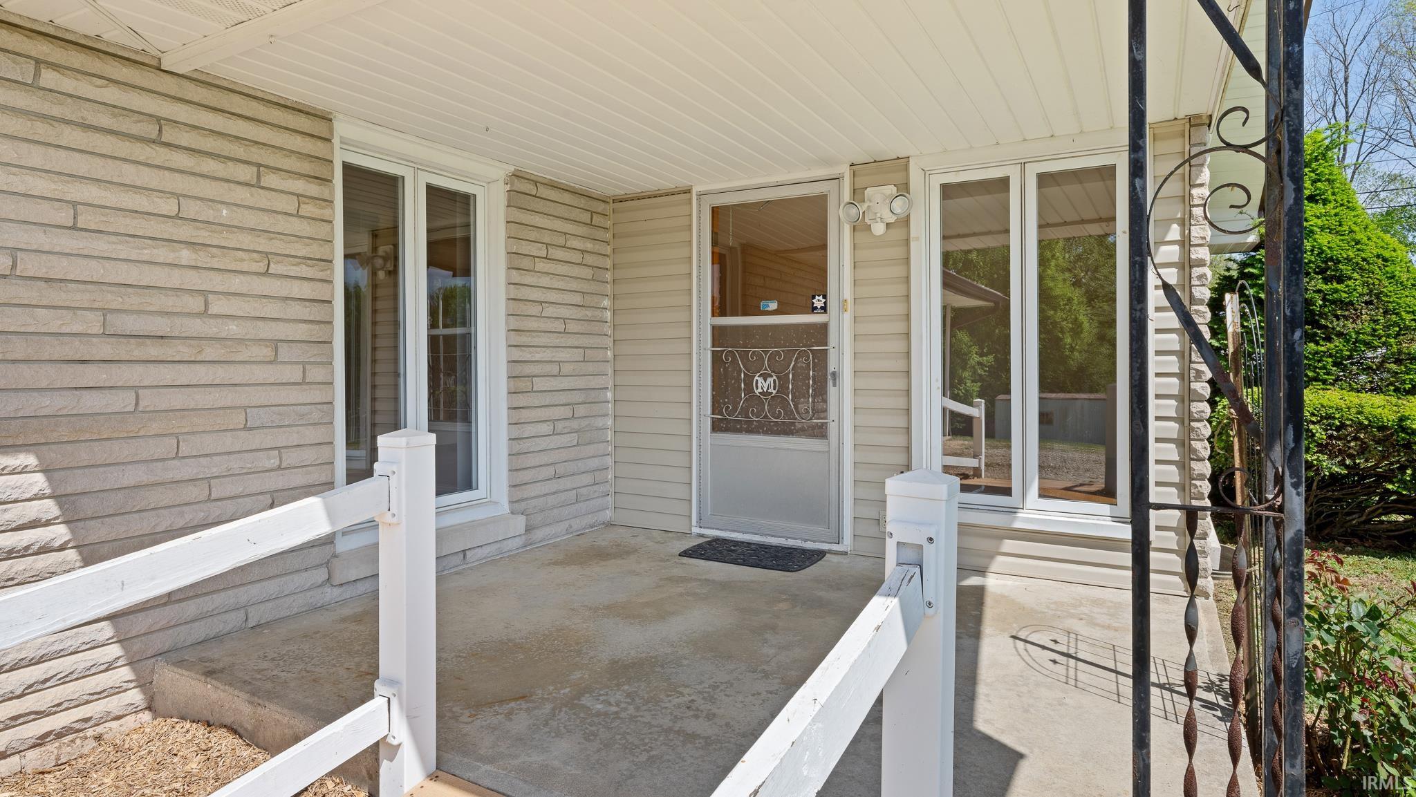 116 Miller Street Shoals, IN 47581 - Photo 11 of 33