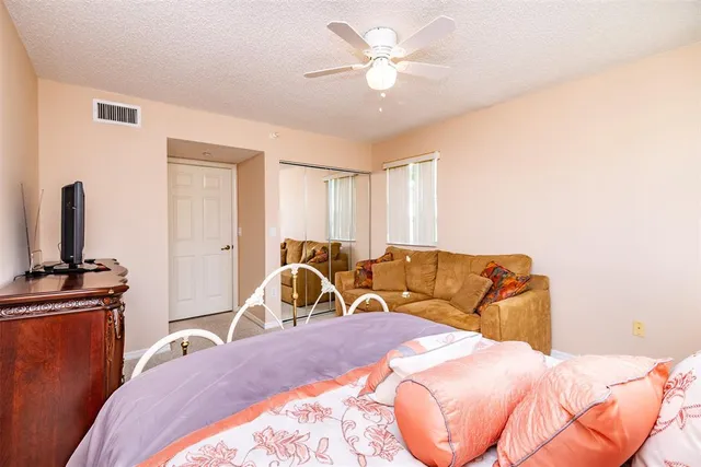 $199,000 | 7763 Southampton Terrace, Unit 215, Tamarac, FL 33321