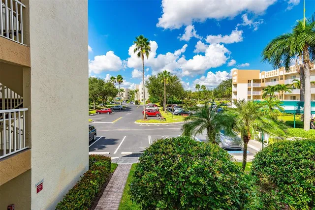 $199,000 | 7763 Southampton Terrace, Unit 215, Tamarac, FL 33321