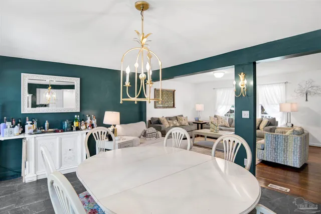 $269,999 | 310 Cherokee Trail, Pensacola, FL 32506