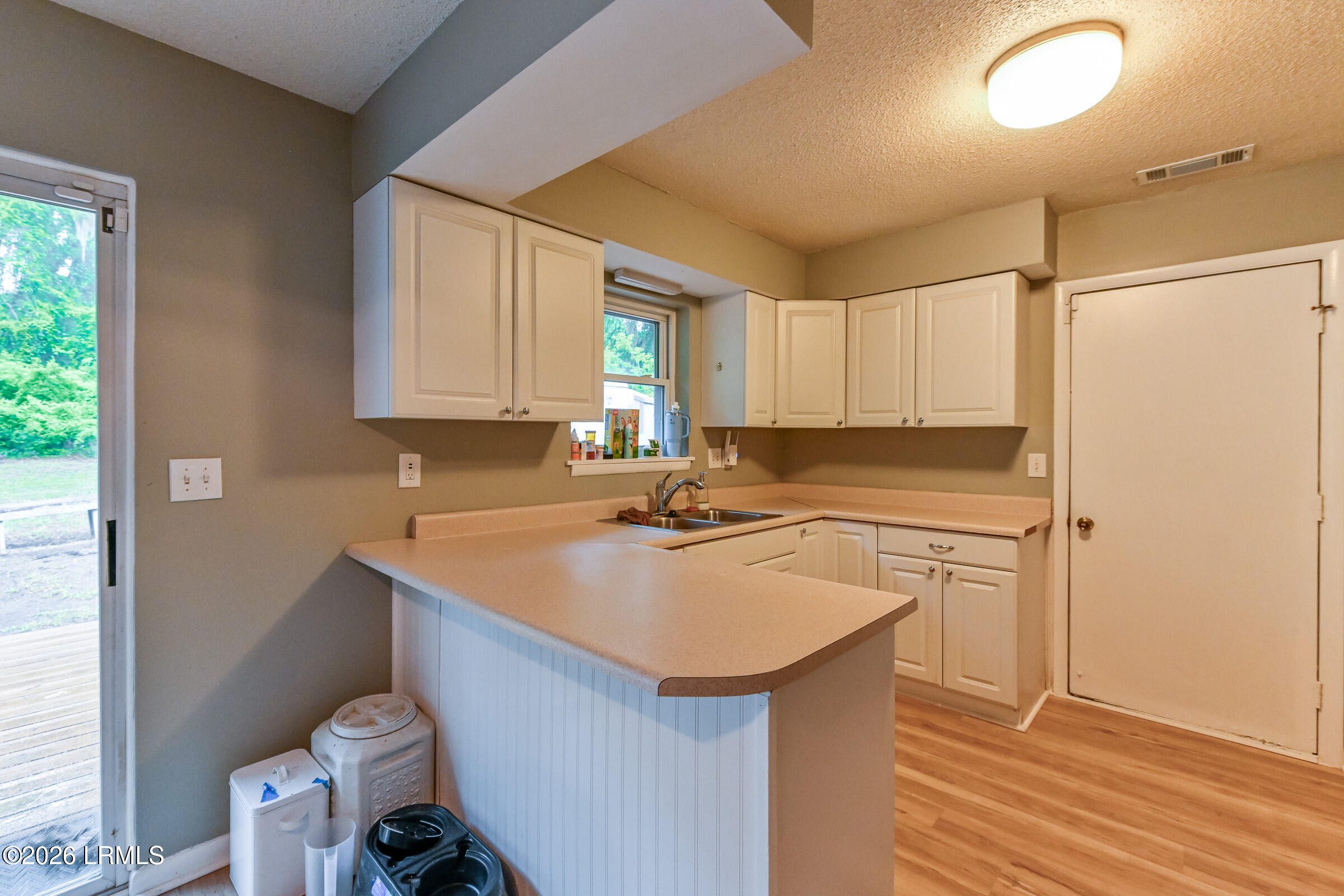 1639 Old Shell Rd-14