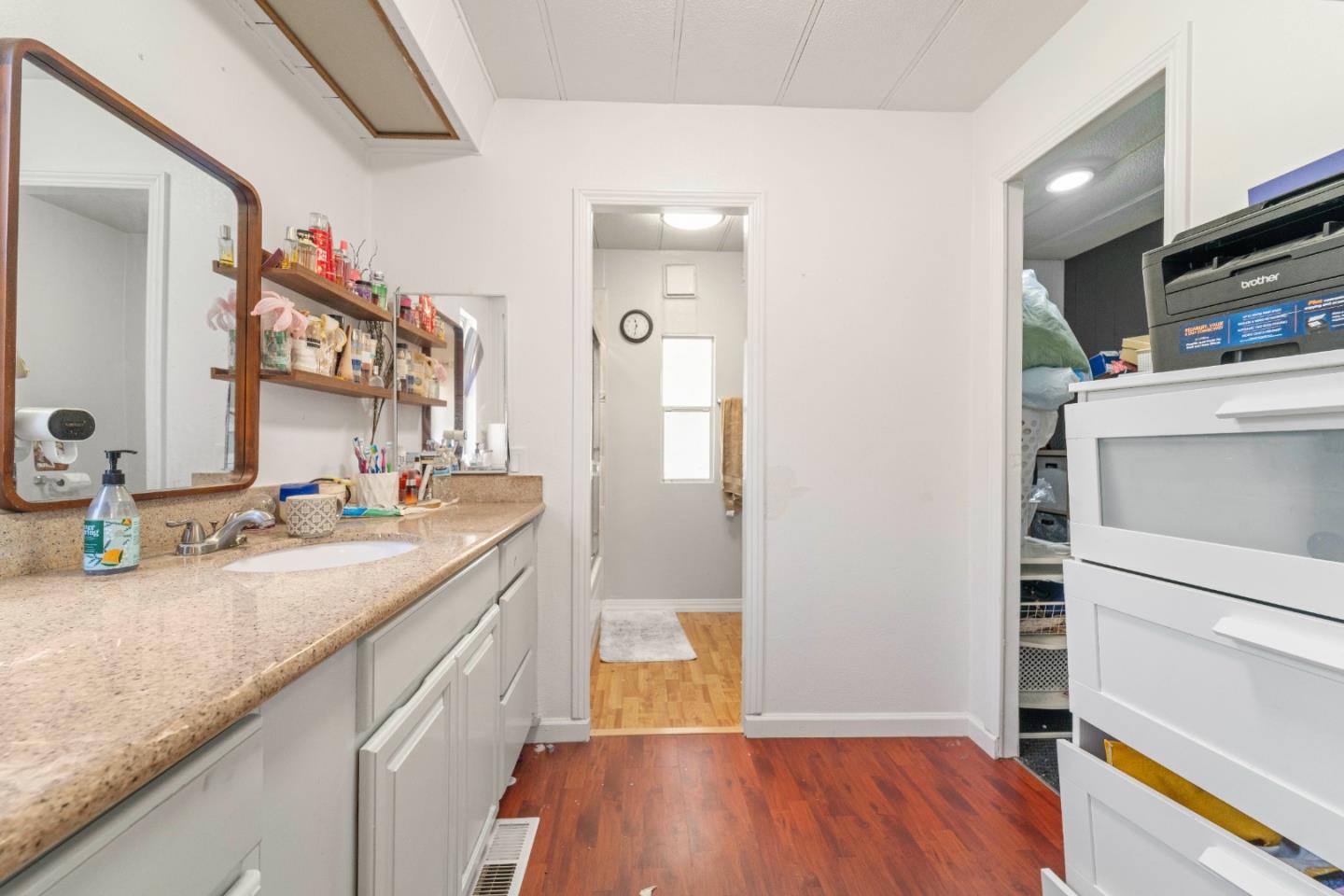 5450 Monterey Road, Unit 157 San Jose, CA 95111 - Photo 21 of 30 a bathroom with a sink and a mirror