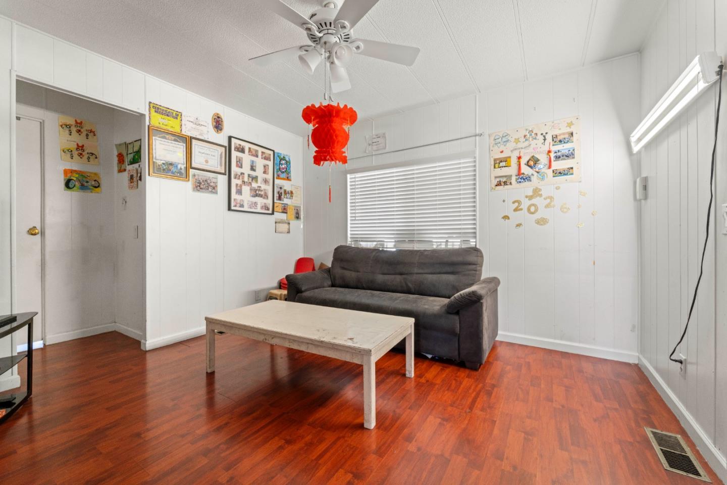 5450 Monterey Road, Unit 157 San Jose, CA 95111 - Photo 4 of 30 a living room with furniture and a large window