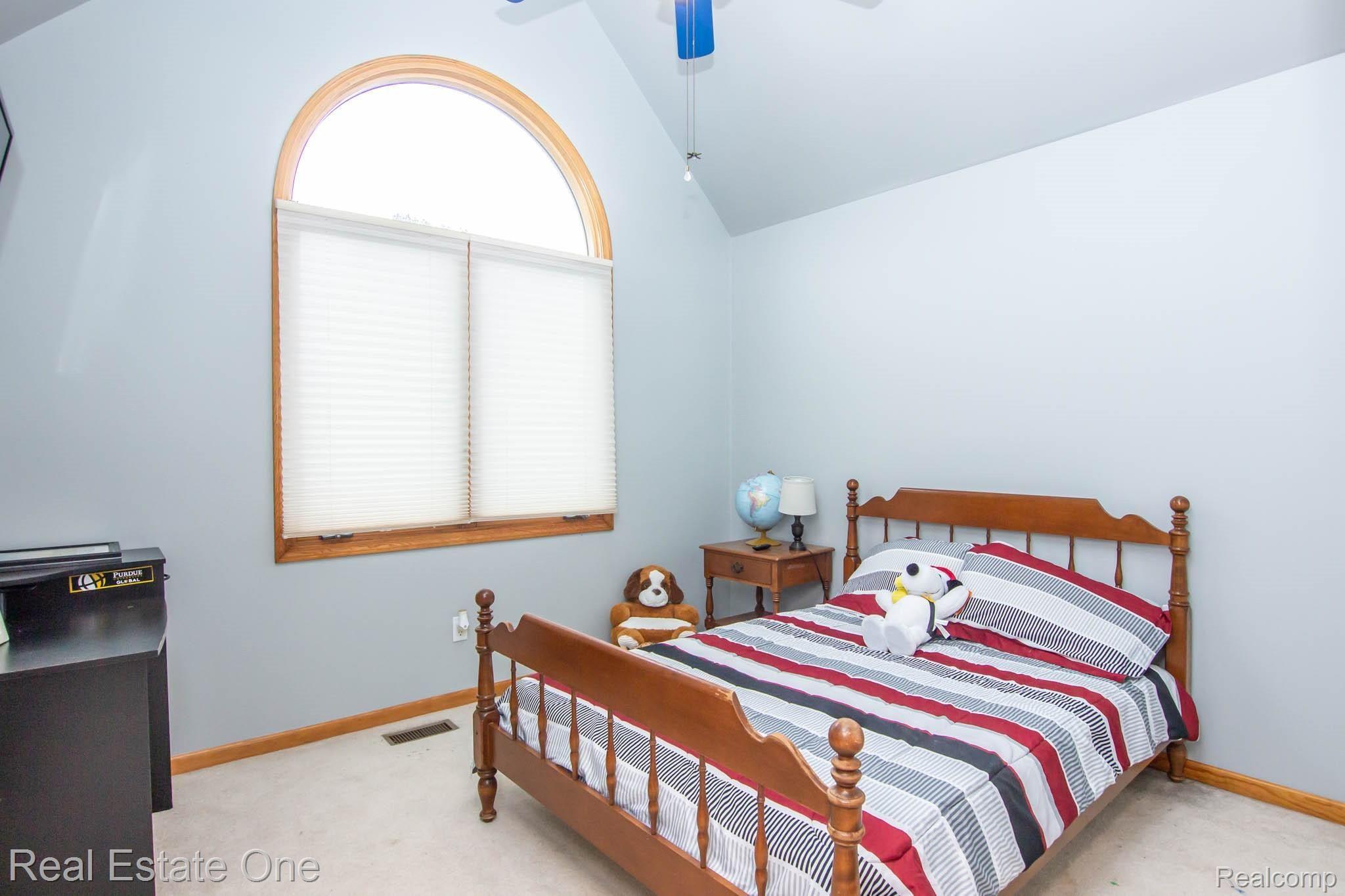 12101 Green Road Goodrich, MI 48438 - Photo 19 of 38 019_Bedroom02_12101Green.jpg