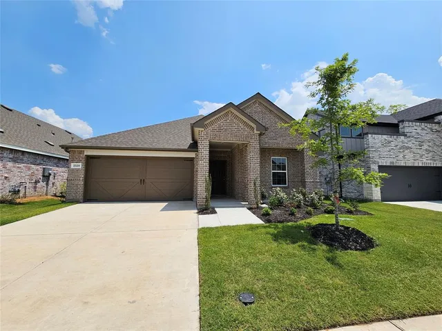 $2,195 | 2528 Moser Lane, Royse City, TX 75189