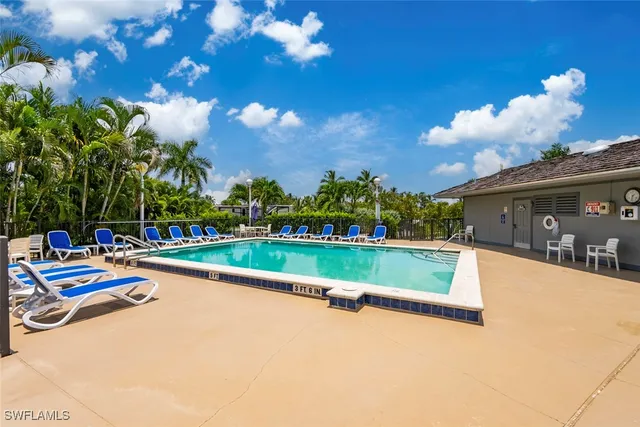 $325,000 | 150 Smallwood Drive, Unit 160, Chokoloskee, FL 34138