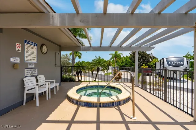 $325,000 | 150 Smallwood Drive, Unit 160, Chokoloskee, FL 34138