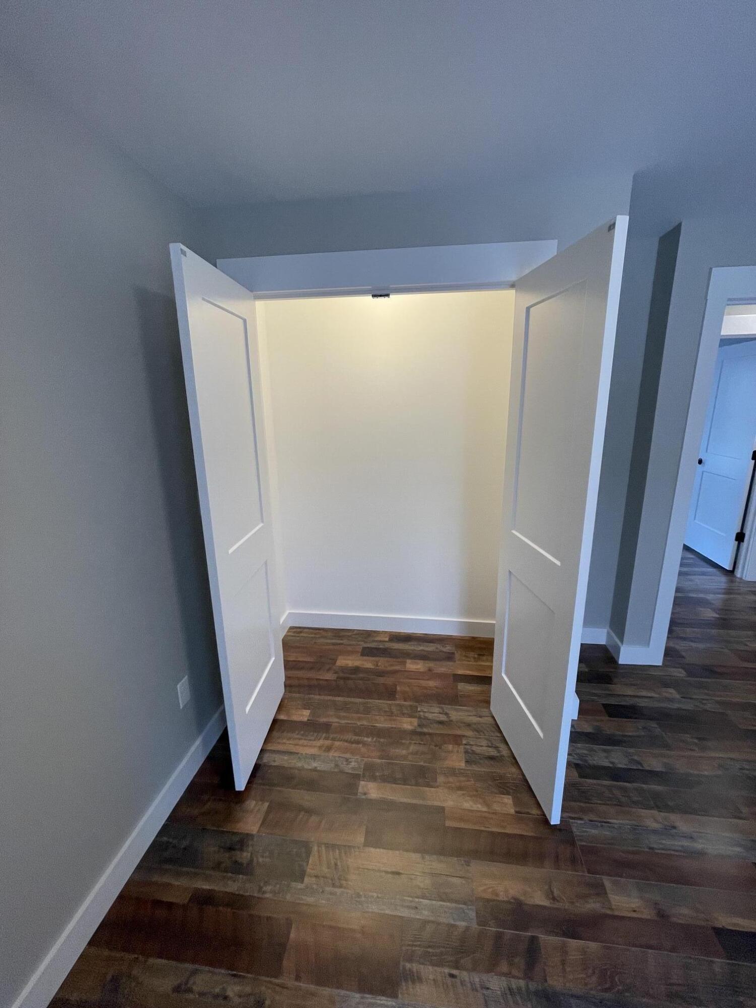 201 Dunton Road Naples, ME 04055 - Photo 25 of 36 Bed 2 closet