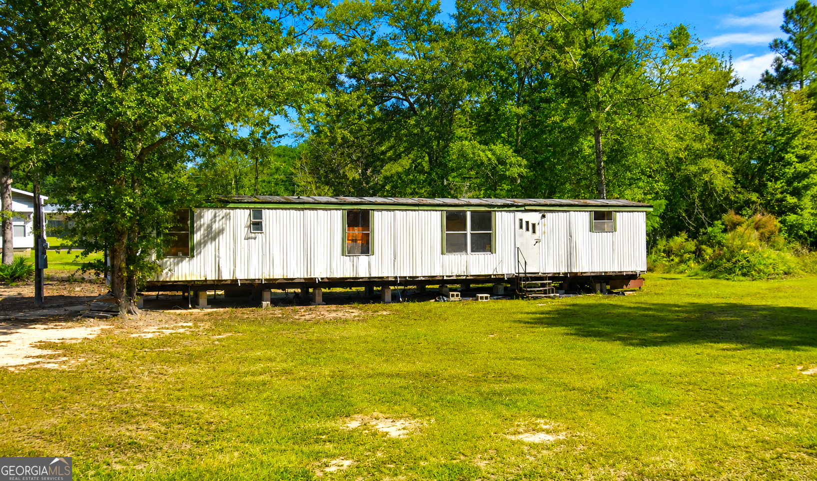 1147 Poor Robin Road Baxley, GA 31513 - Photo 6 of 17