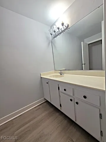 $1,700 | 1849 Maravilla Avenue, Unit D6, Fort Myers, FL 33901