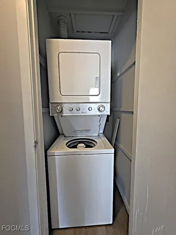 $1,700 | 1849 Maravilla Avenue, Unit D6, Fort Myers, FL 33901