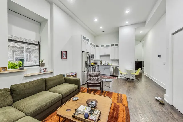 $387,400 | 1847 North Kedzie Avenue, Unit 1N, Chicago, IL 60647