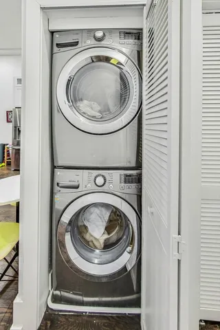 $387,400 | 1847 North Kedzie Avenue, Unit 1N, Chicago, IL 60647