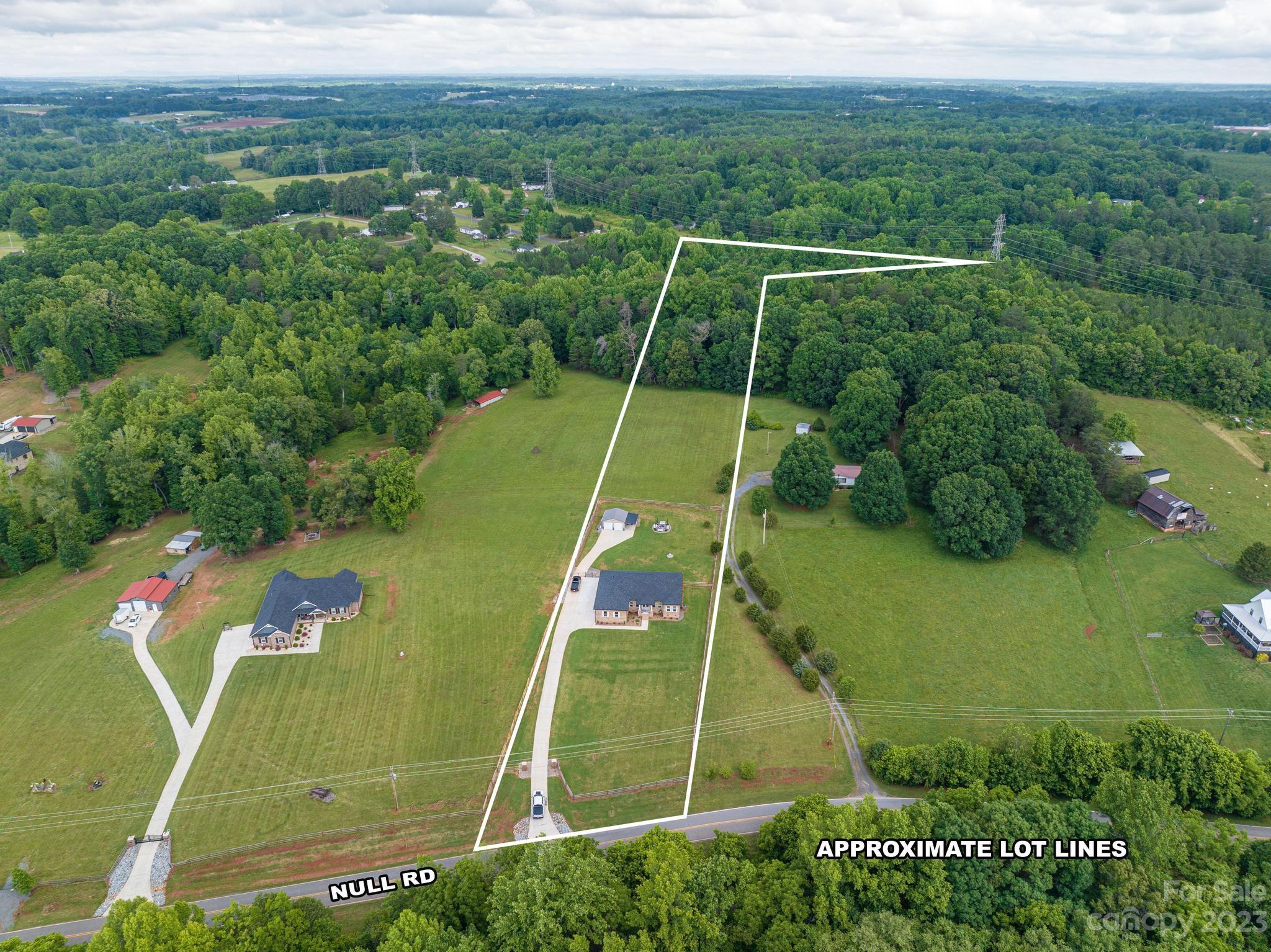 1338 Null Road Lincolnton, NC 28092 - Photo 2 of 45 Gallery Image 2