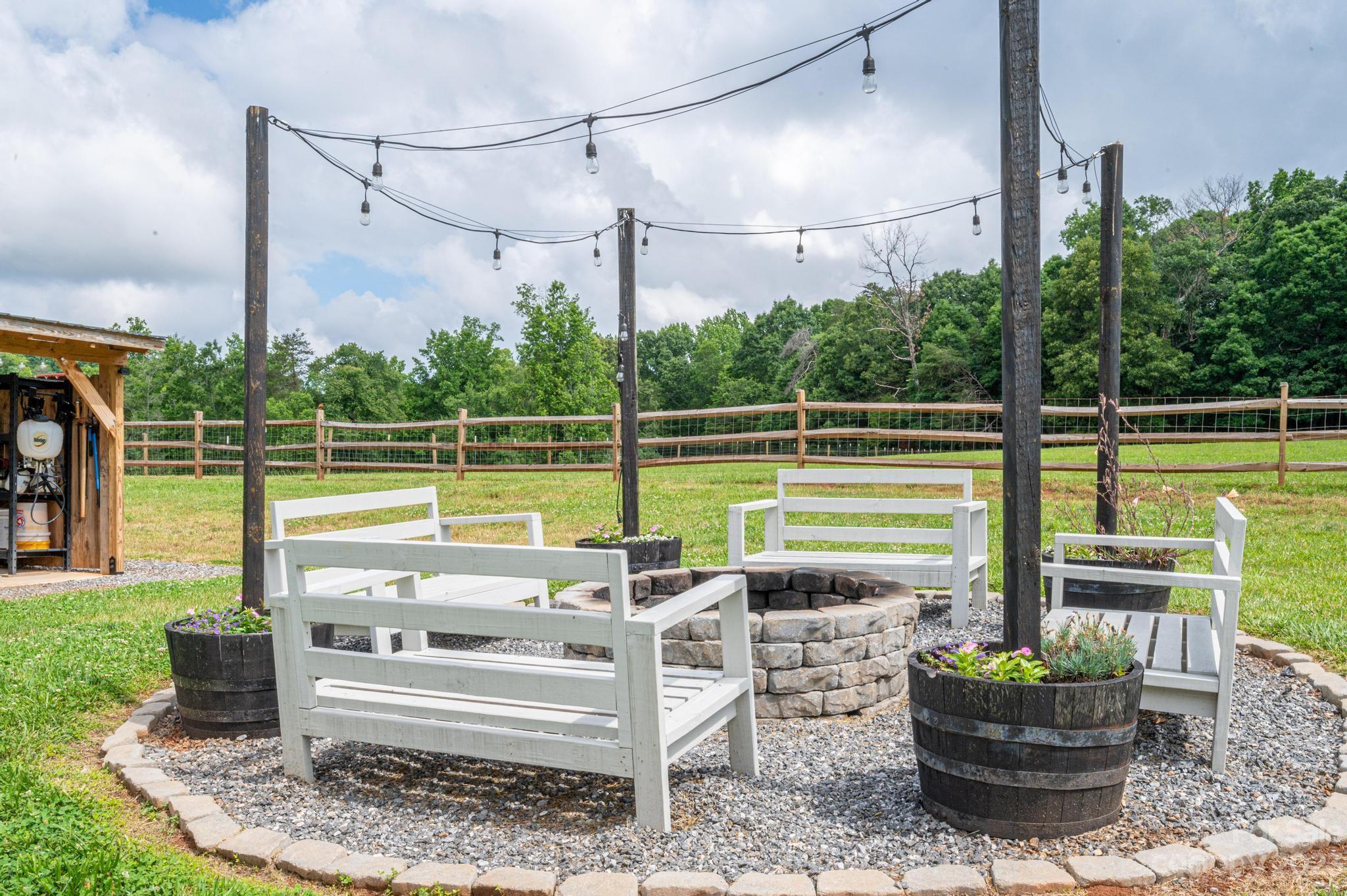 1338 Null Road Lincolnton, NC 28092 - Photo 35 of 45 Gallery Image 35