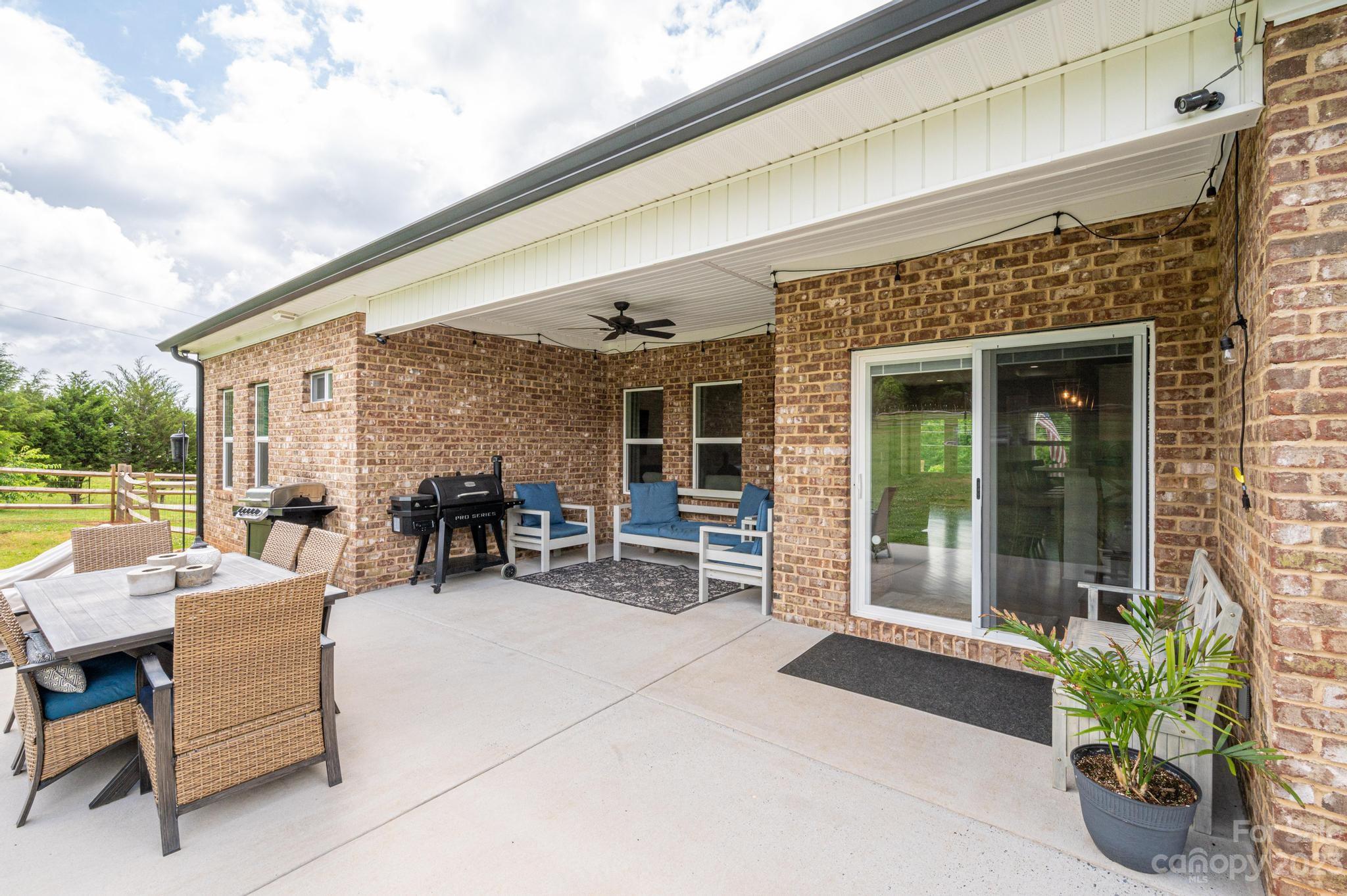 1338 Null Road Lincolnton, NC 28092 - Photo 43 of 45 Gallery Image 43