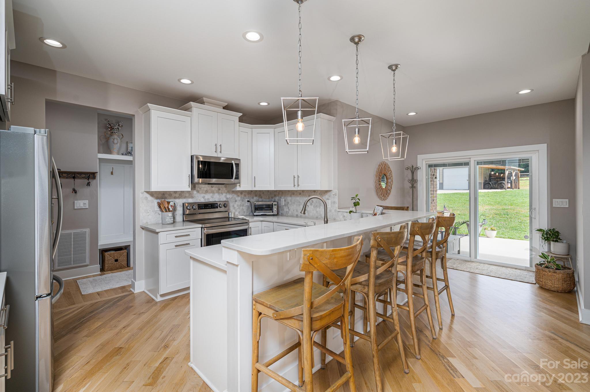 1338 Null Road Lincolnton, NC 28092 - Photo 9 of 45 Gallery Image 9