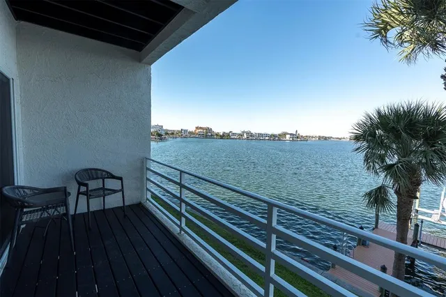 a view of deck with seating area