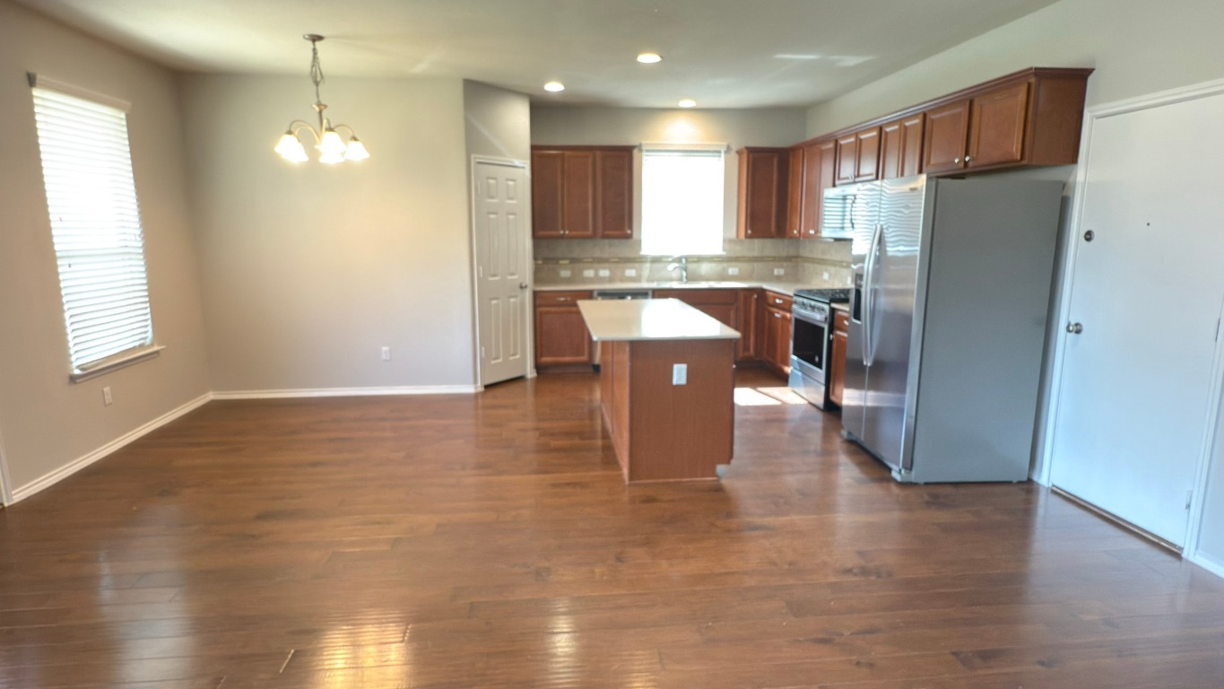 163 Russet Trail Georgetown, TX 78628 - Photo 3 of 20