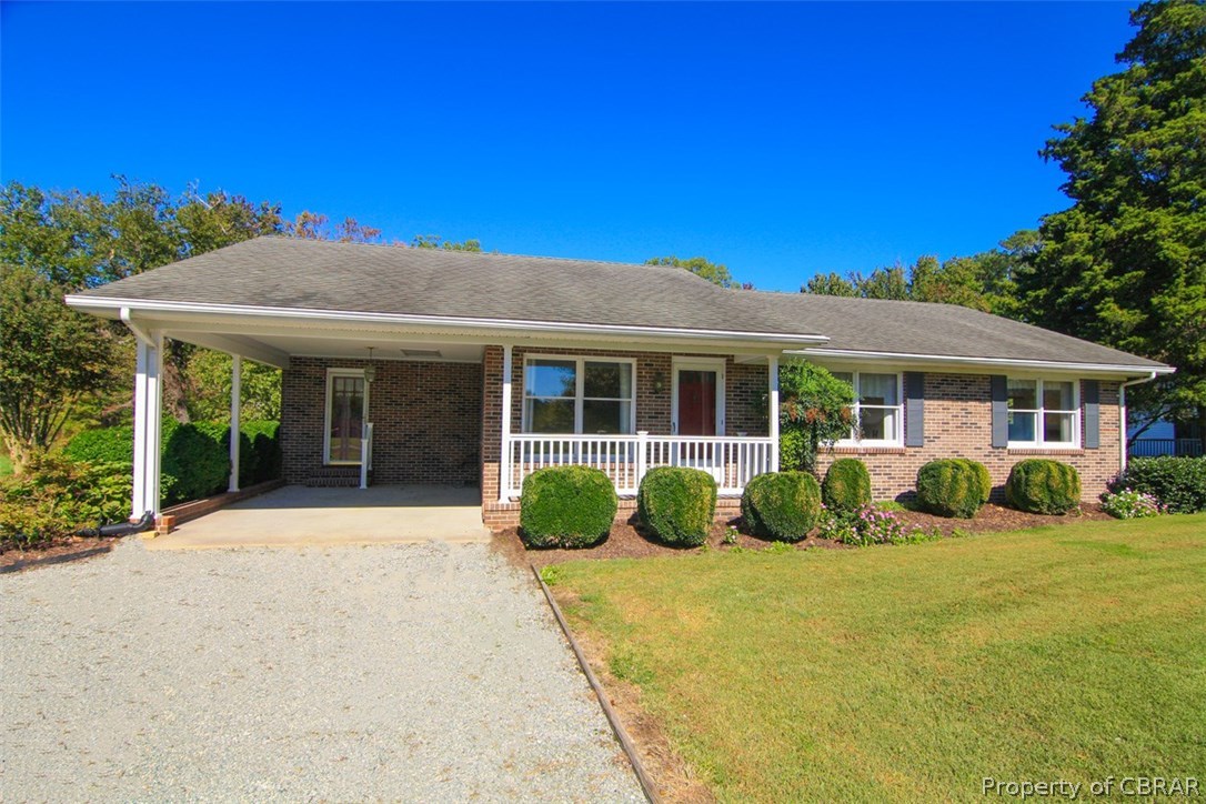 238 Navajo Road Kilmarnock, VA 22482 - Photo 2 of 24