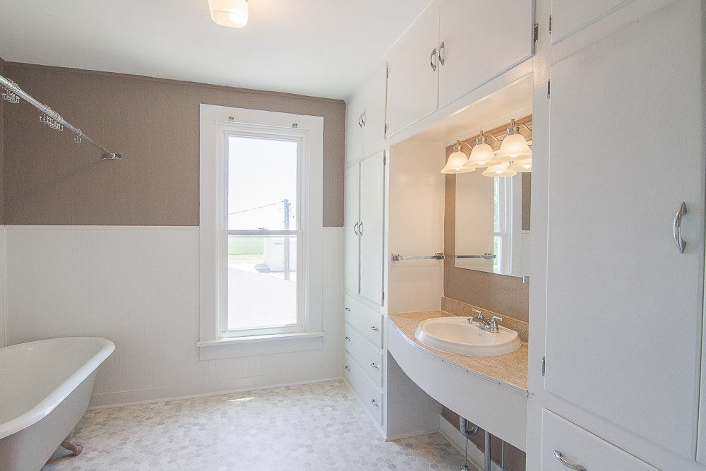 1740 Orange Avenue Riverside, IA 52327 - Photo 15 of 34 Gallery Image 15