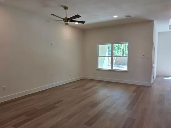 $1,895 | 16280 Jeet Street, Conroe, TX 77306