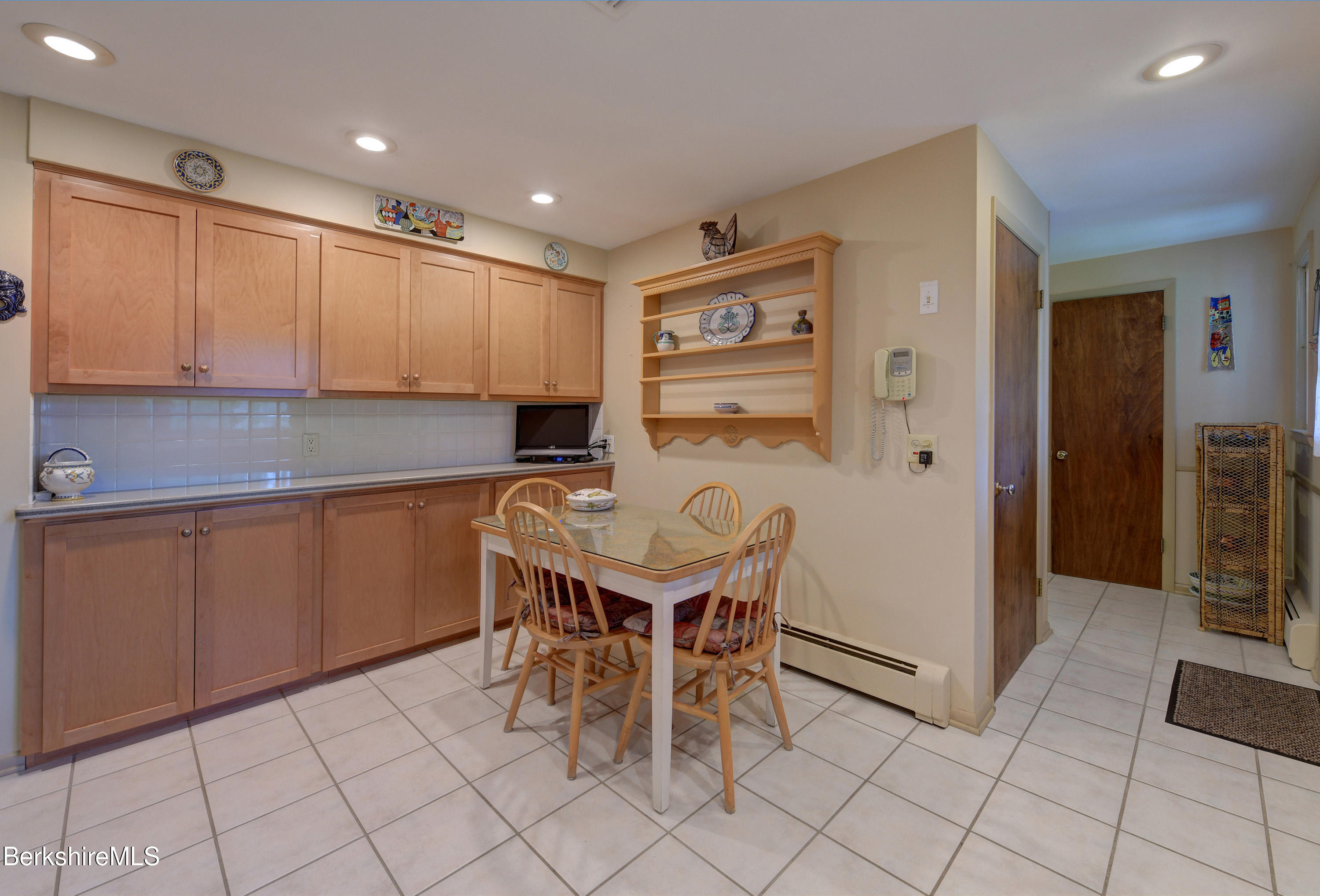 50 Stonehenge Road Pittsfield, MA 01201 - Photo 14 of 44 14-Kitchen-amp-Breakfast-Area