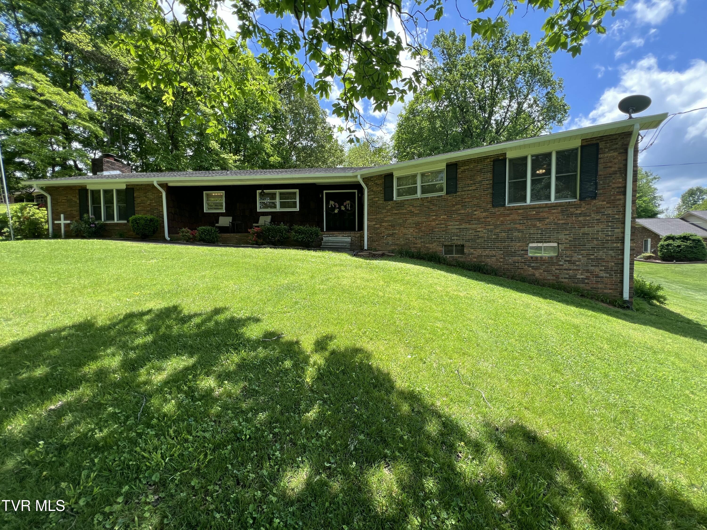 898 Jordan Road Elizabethton, TN 37643 - Photo 14 of 98 IMG_4560