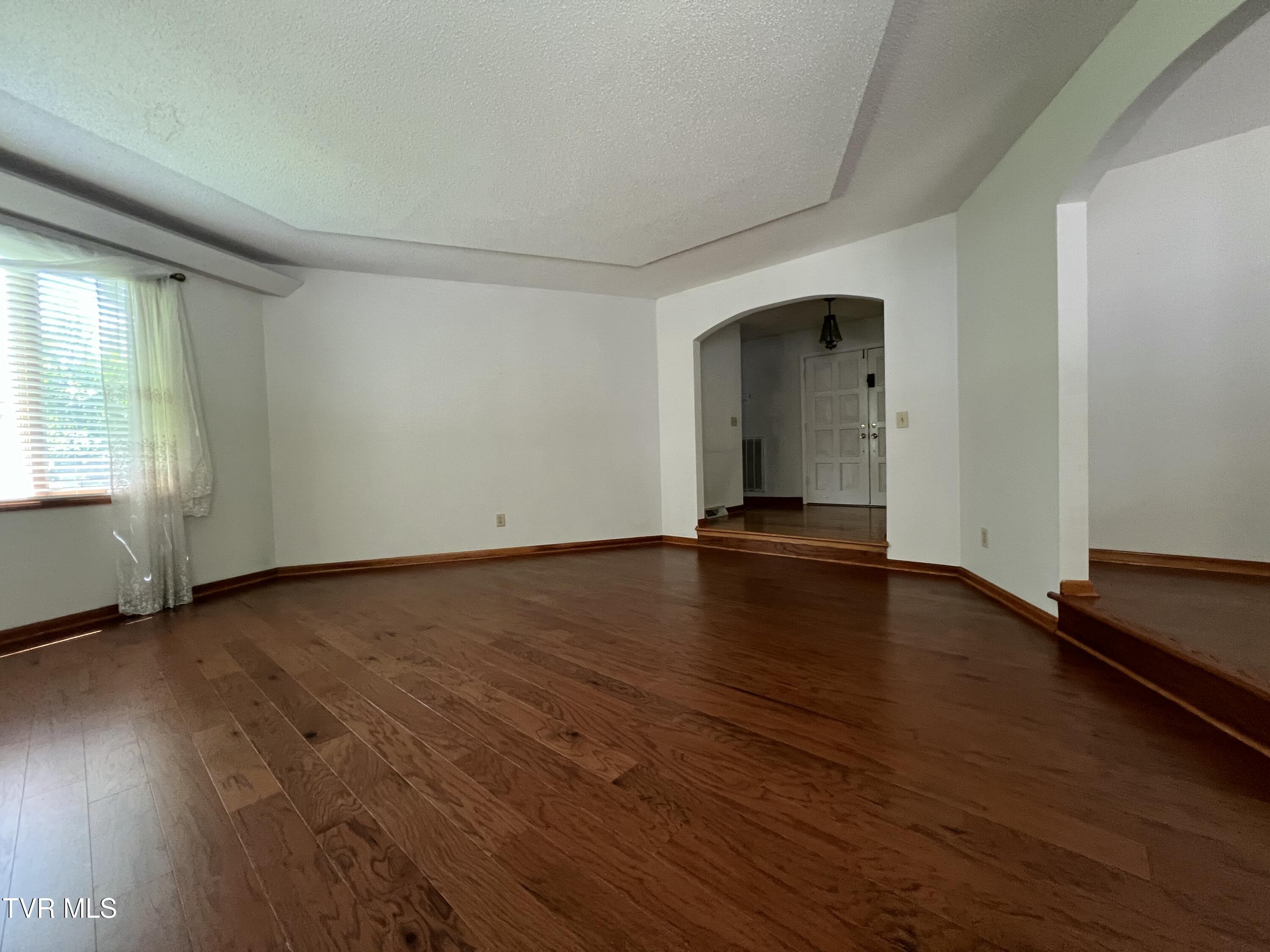 898 Jordan Road Elizabethton, TN 37643 - Photo 33 of 98 IMG_4581