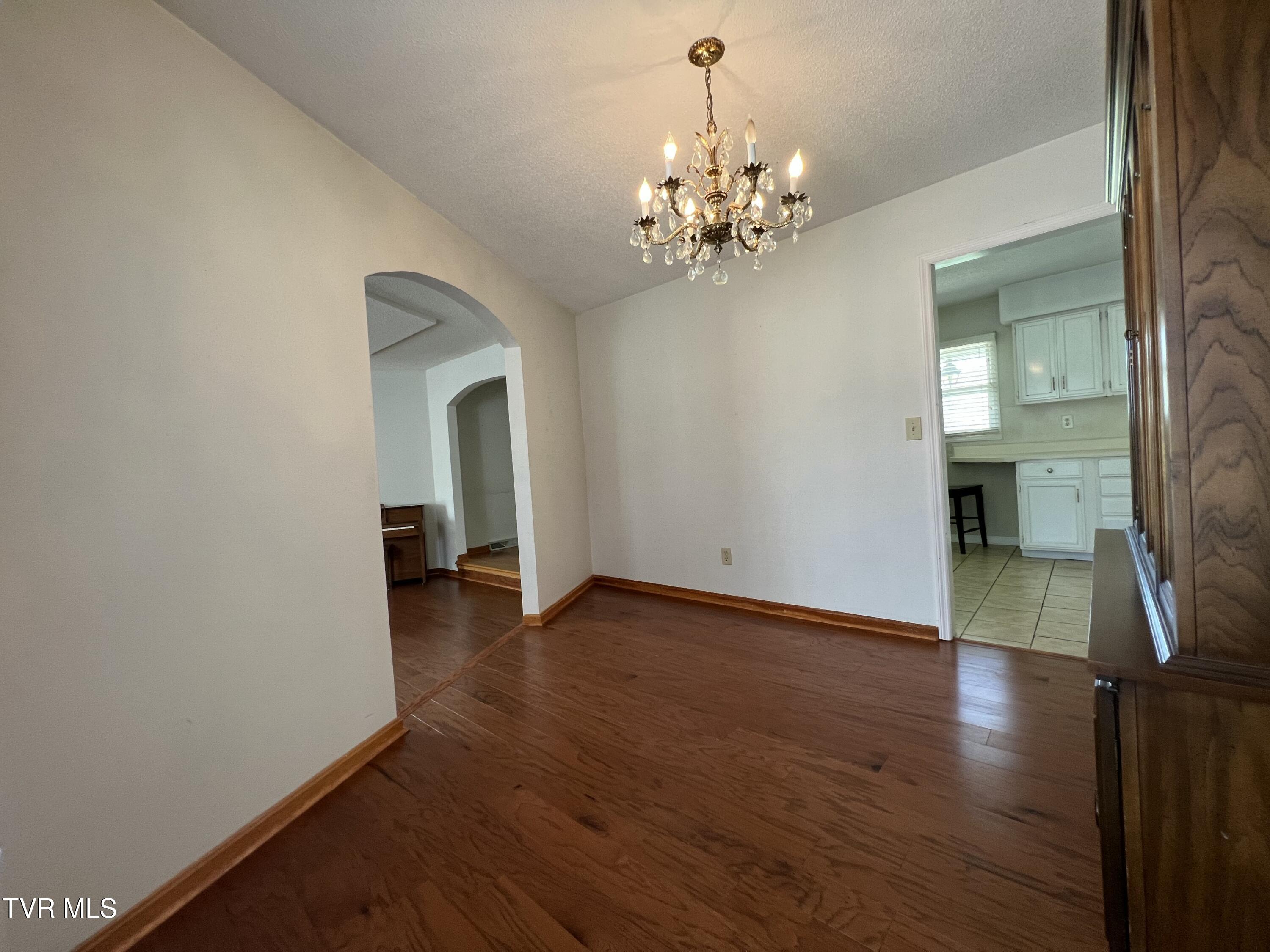 898 Jordan Road Elizabethton, TN 37643 - Photo 41 of 98 IMG_4354