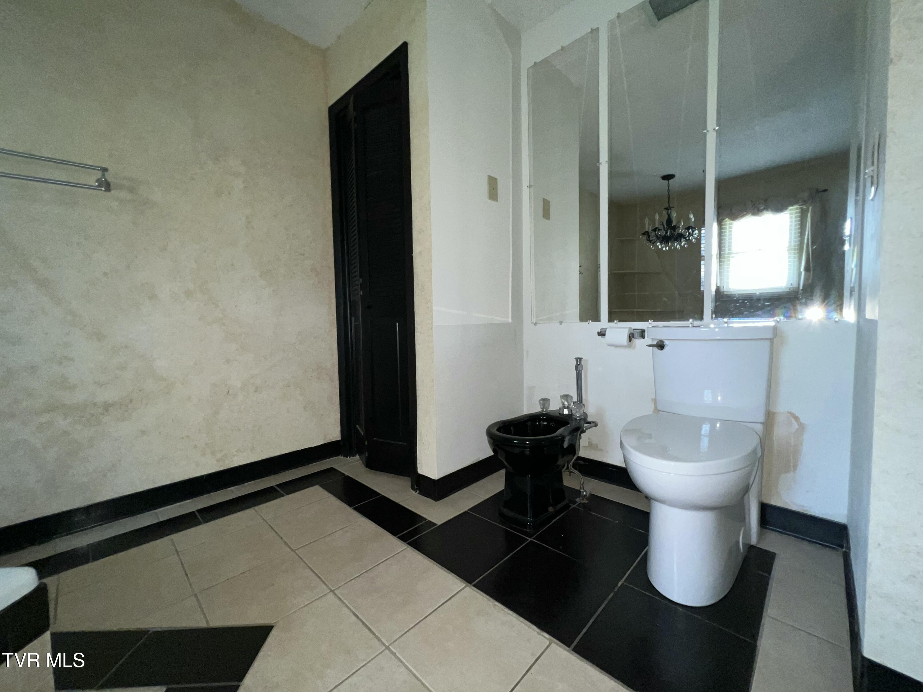 898 Jordan Road Elizabethton, TN 37643 - Photo 67 of 98 IMG_4380