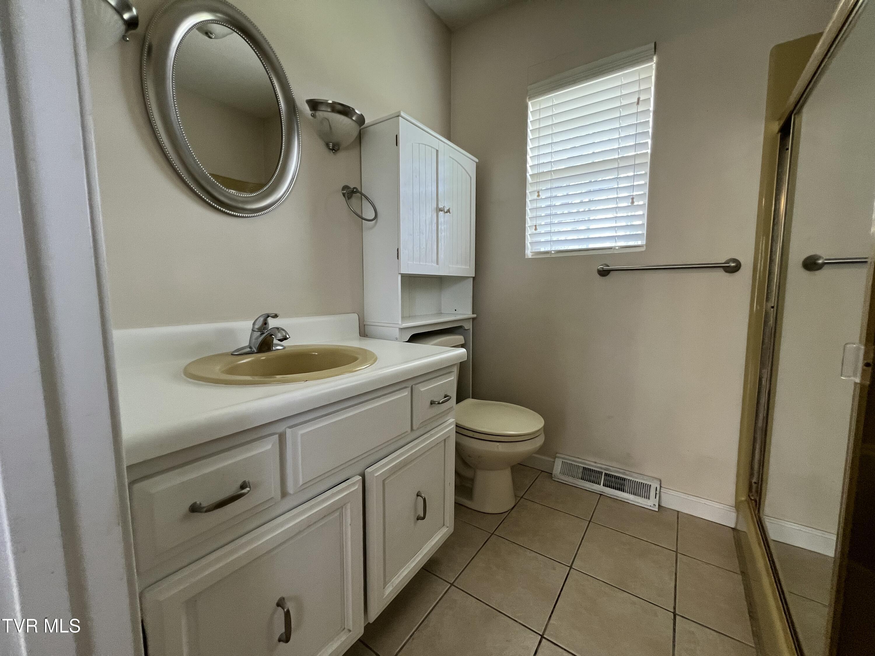 898 Jordan Road Elizabethton, TN 37643 - Photo 78 of 98 IMG_4350