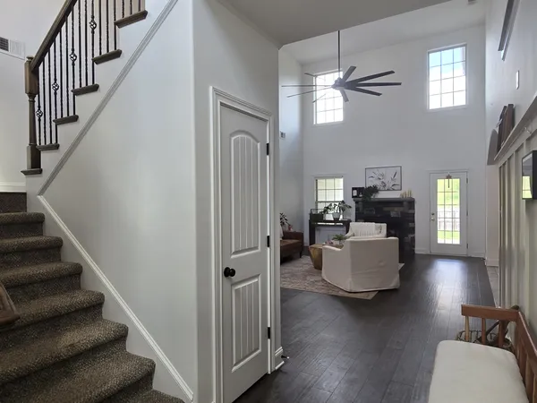 $3,000 | 425 Veronica Court, Clarksville, TN 37043