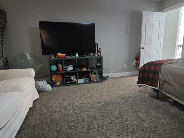 $3,000 | 425 Veronica Court, Clarksville, TN 37043