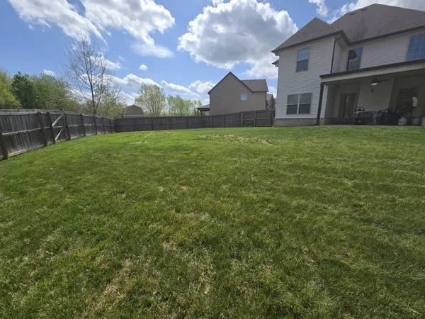 $3,000 | 425 Veronica Court, Clarksville, TN 37043