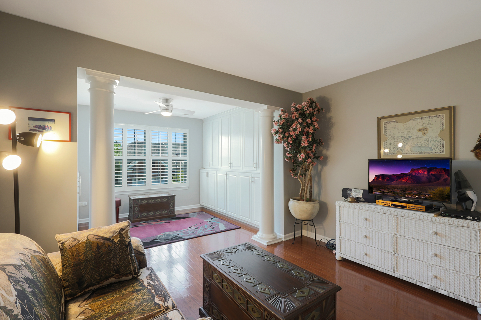 1042 Riviera Drive Elgin, IL 60124 - Photo 20 of 28 Gallery Image 20