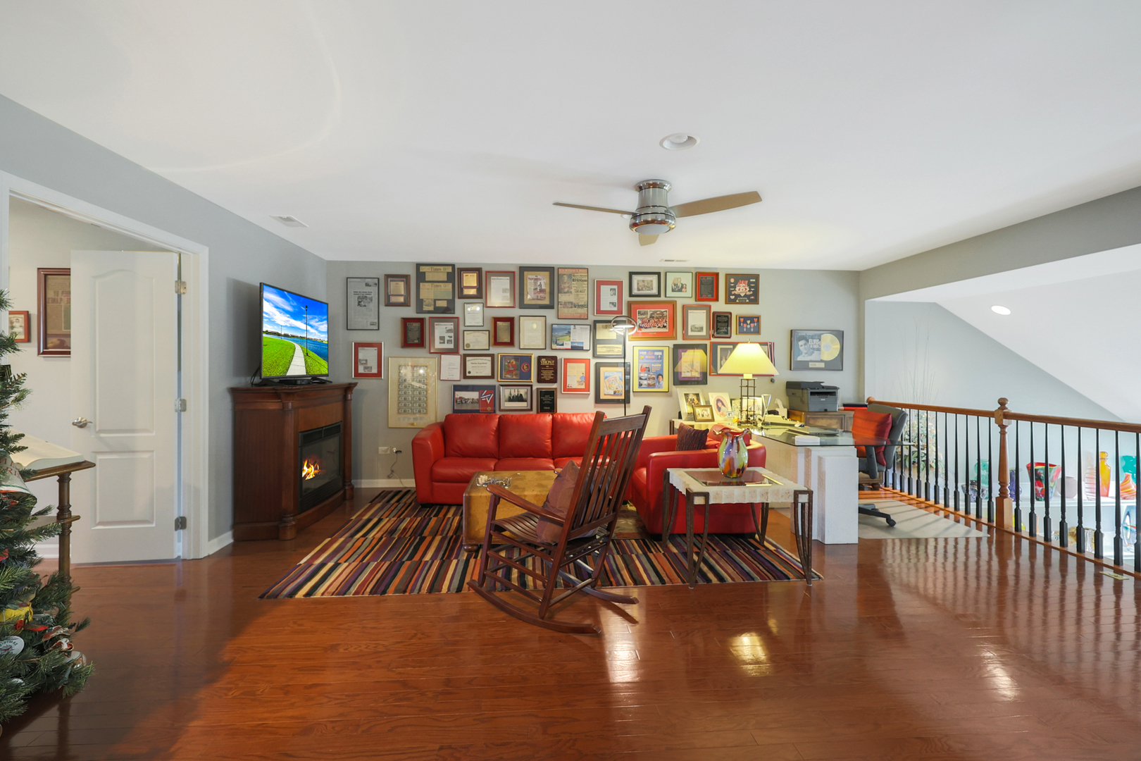 1042 Riviera Drive Elgin, IL 60124 - Photo 23 of 28 Gallery Image 23