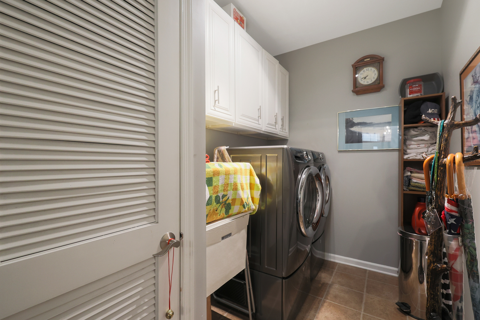 1042 Riviera Drive Elgin, IL 60124 - Photo 24 of 28 Gallery Image 24