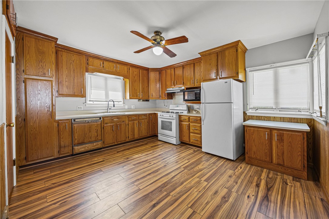 38 Sobieski Street Rochester, NY 14621 - Photo 8 of 29