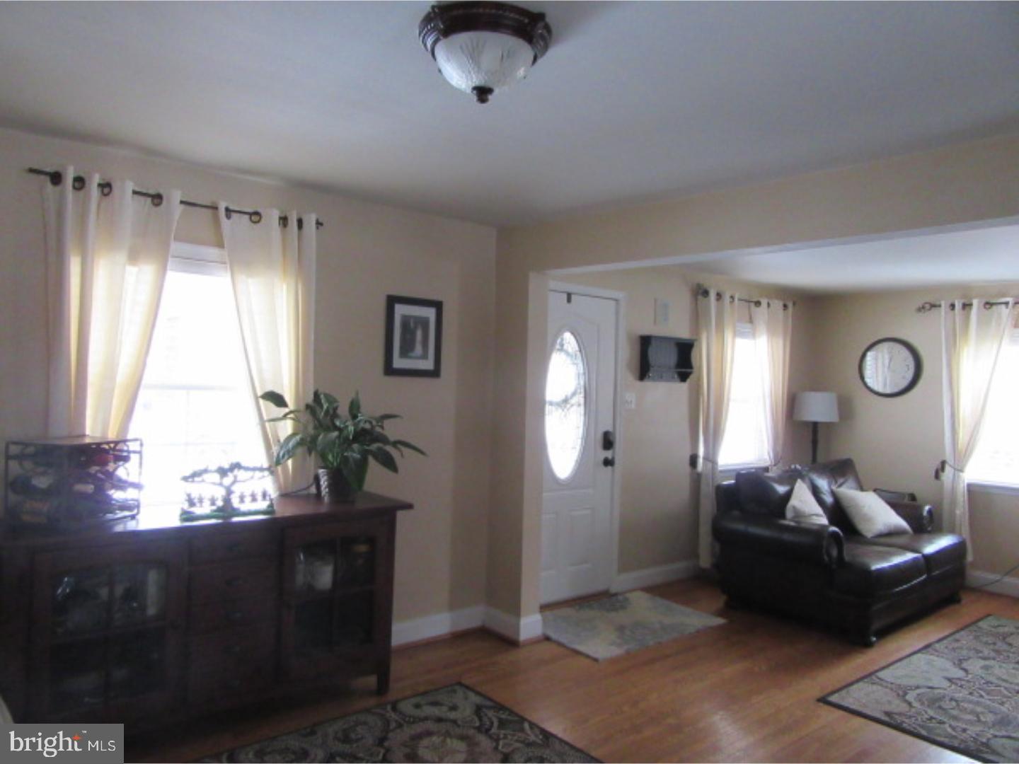 1505 Ashton Road Havertown, PA 19083 - Photo 3 of 25 Living Room