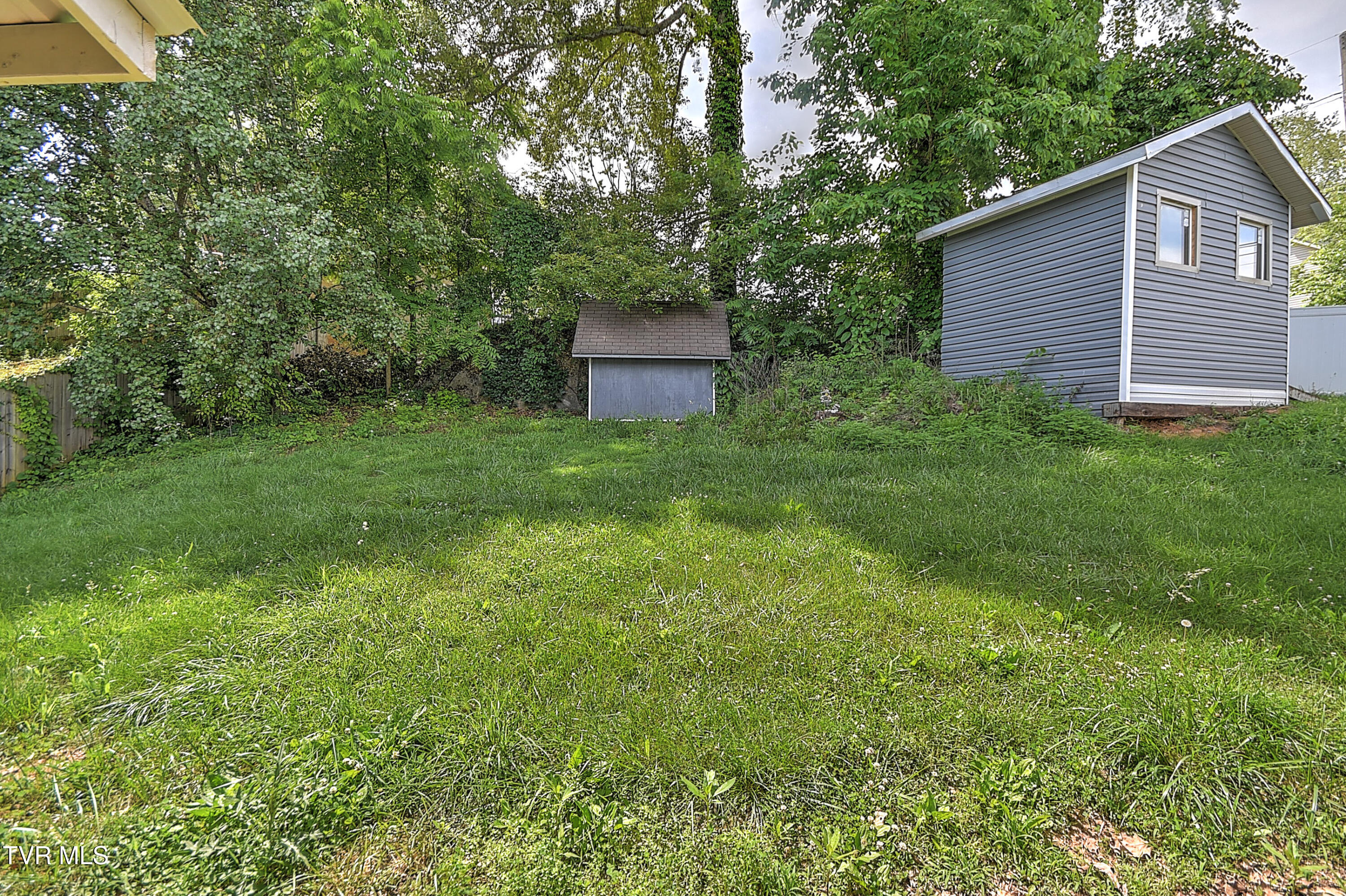107 Springview Drive Gray, TN 37615 - Photo 35 of 44 227D60EB-3AE7-495C-A812-D3E4C149F97F