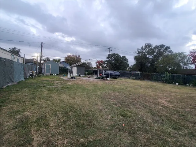 a view of a outdoor space