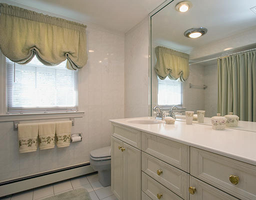 14 Plymouth Road Winchester, MA 01890 - Photo 11 of 14 Gallery Image 11