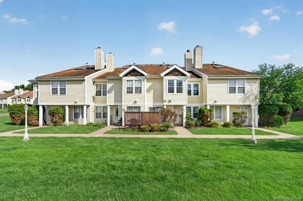 $2,490 | 1208 Whispering Hills Drive, Chester, NY 10918