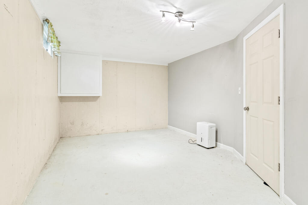 103 Thurlow Road Lincolnville, ME 04849 - Photo 50 of 57 DSC02582