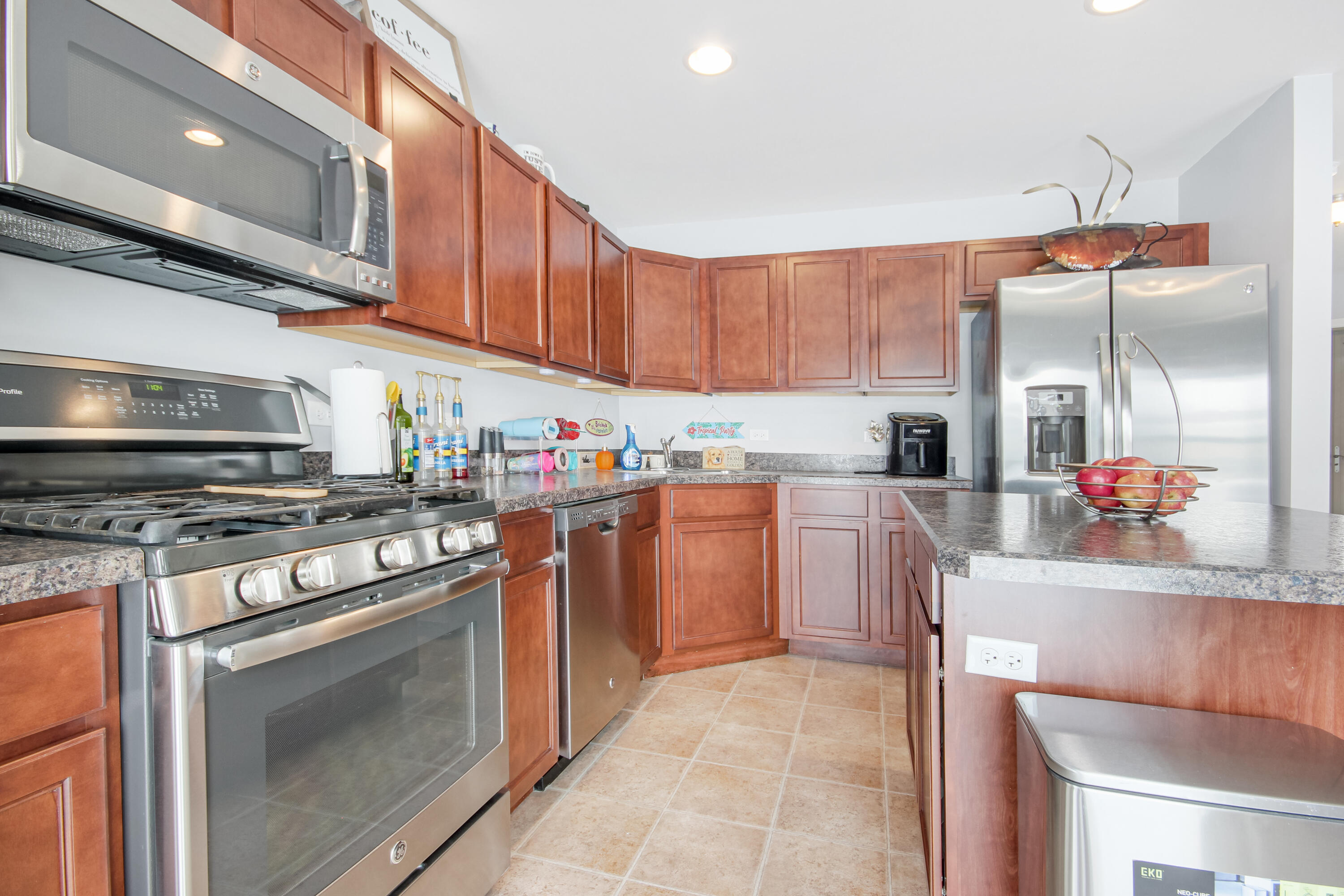 11164 Tennessee Street Crown Point, IN 46307 - Photo 4 of 12 3000x2000